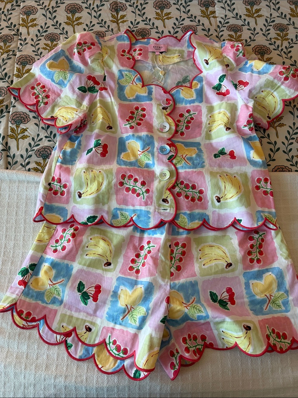 Women’s Pink Fruit-Print Scallop Matchubf Set